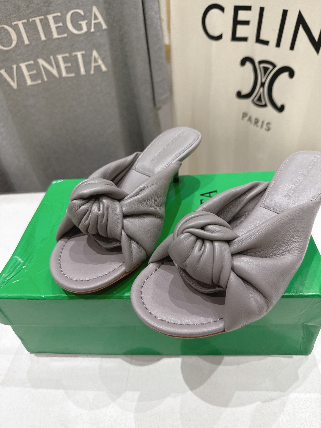 高版本出厂 Bottega Veneta/BV F065 2026ss夏季新款Parco Mule女士打