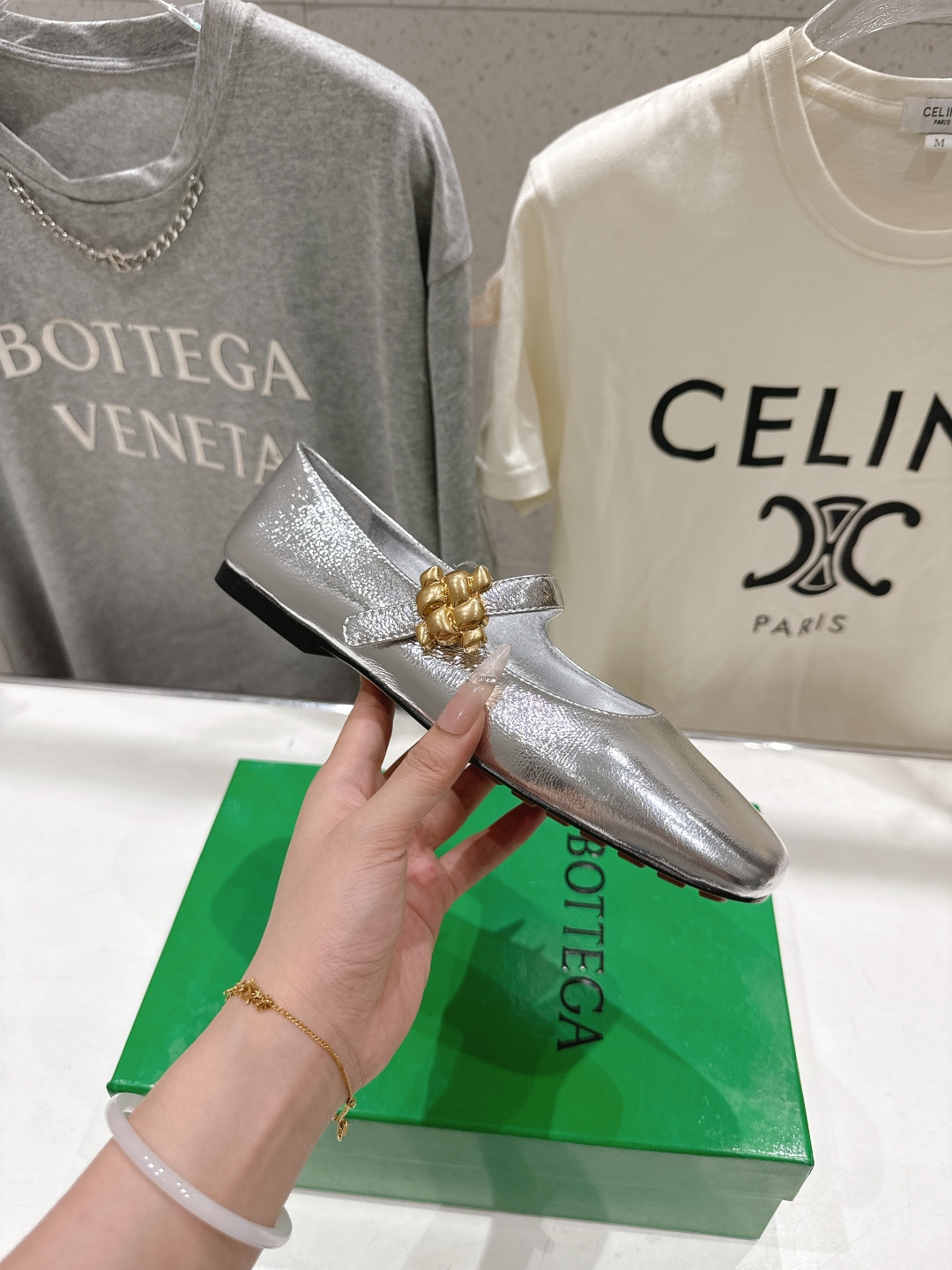 高版本出厂Bottega Veneta/BV F065 2026ss新款玛丽珍平底鞋乐福鞋 高定的配色 