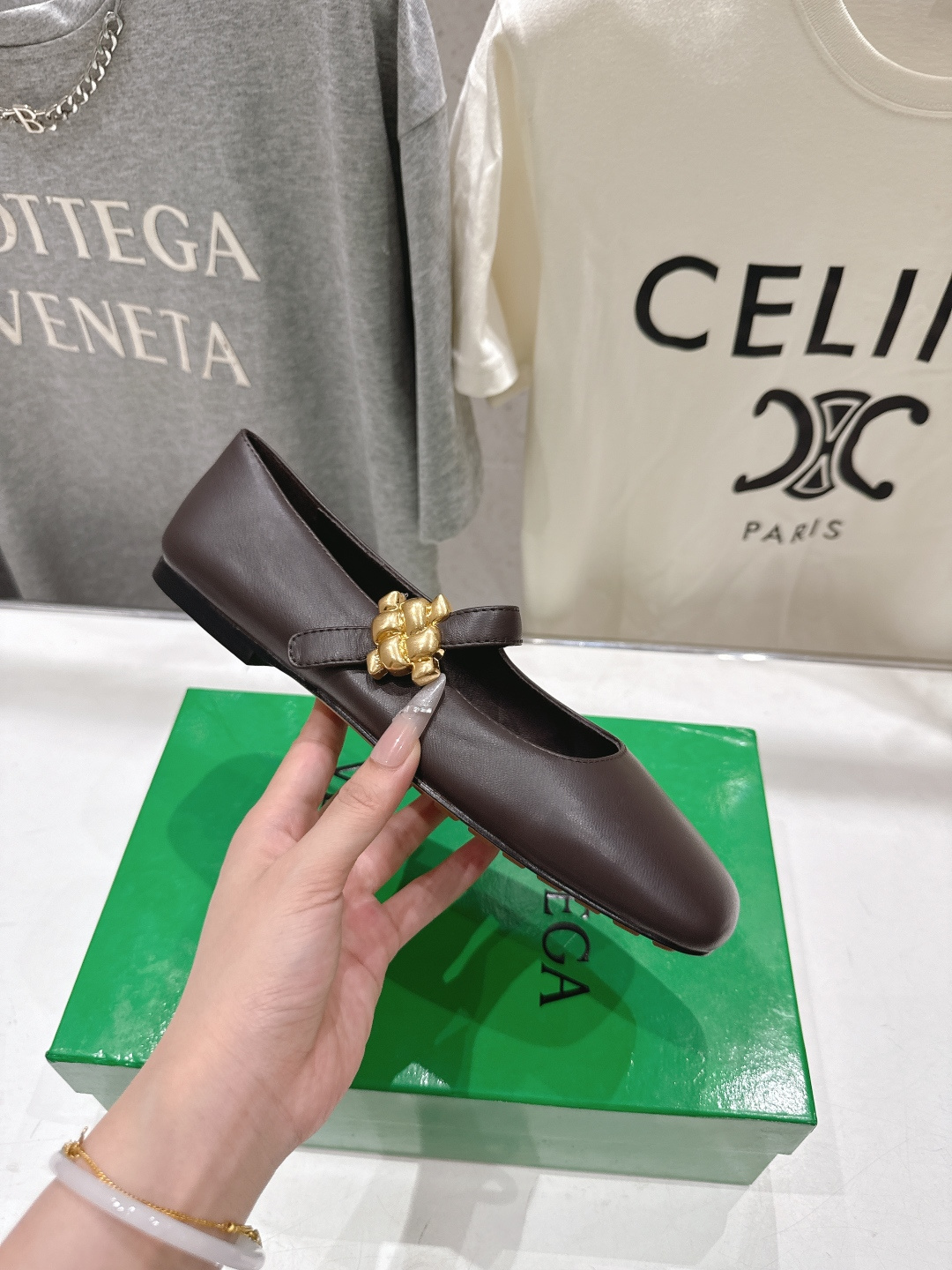 高版本出厂Bottega Veneta/BV F065 2026ss新款玛丽珍平底鞋乐福鞋 高定的配色 