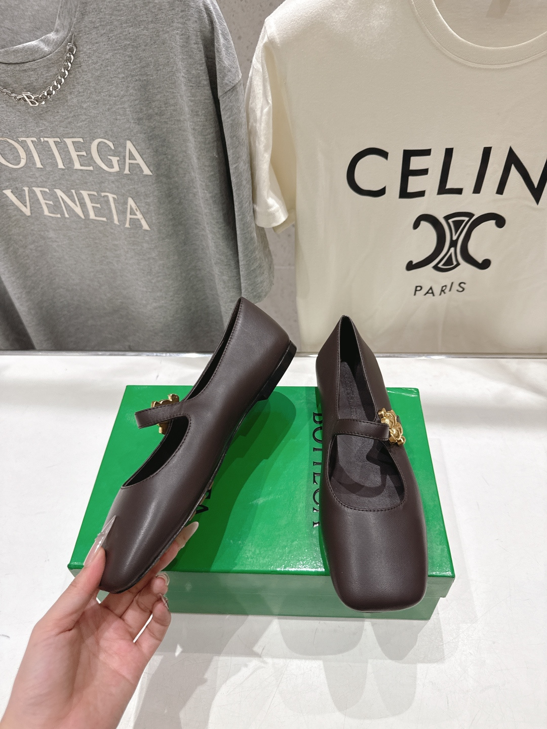 高版本出厂Bottega Veneta/BV F065 2026ss新款玛丽珍平底鞋乐福鞋 高定的配色 