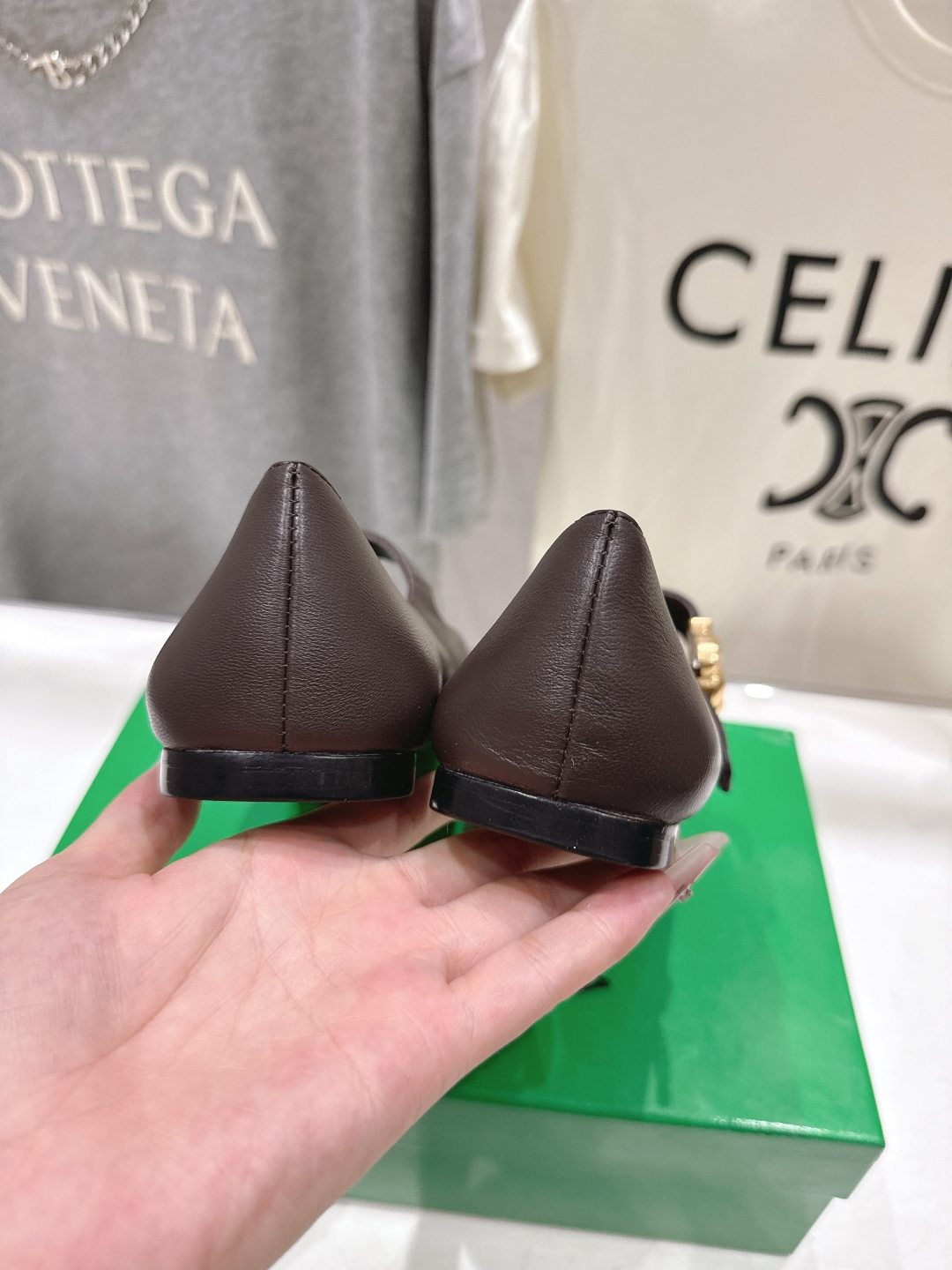 高版本出厂Bottega Veneta/BV F065 2026ss新款玛丽珍平底鞋乐福鞋 高定的配色 