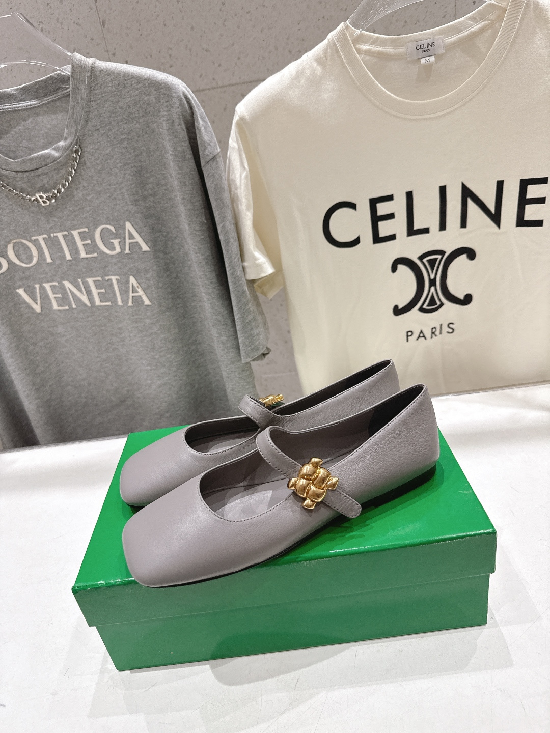 高版本出厂Bottega Veneta/BV F065 2026ss新款玛丽珍平底鞋乐福鞋 高定的配色 