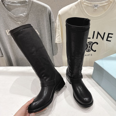 高版本出厂 长靴 Prada/普拉达F041 2026ss秋冬最新款厚底马丁靴中筒靴长靴,非常耐看的 高版本出厂 长靴 Prada/普拉达F041 2026ss秋冬最新款厚底马丁靴中筒靴长靴,非常耐看的
