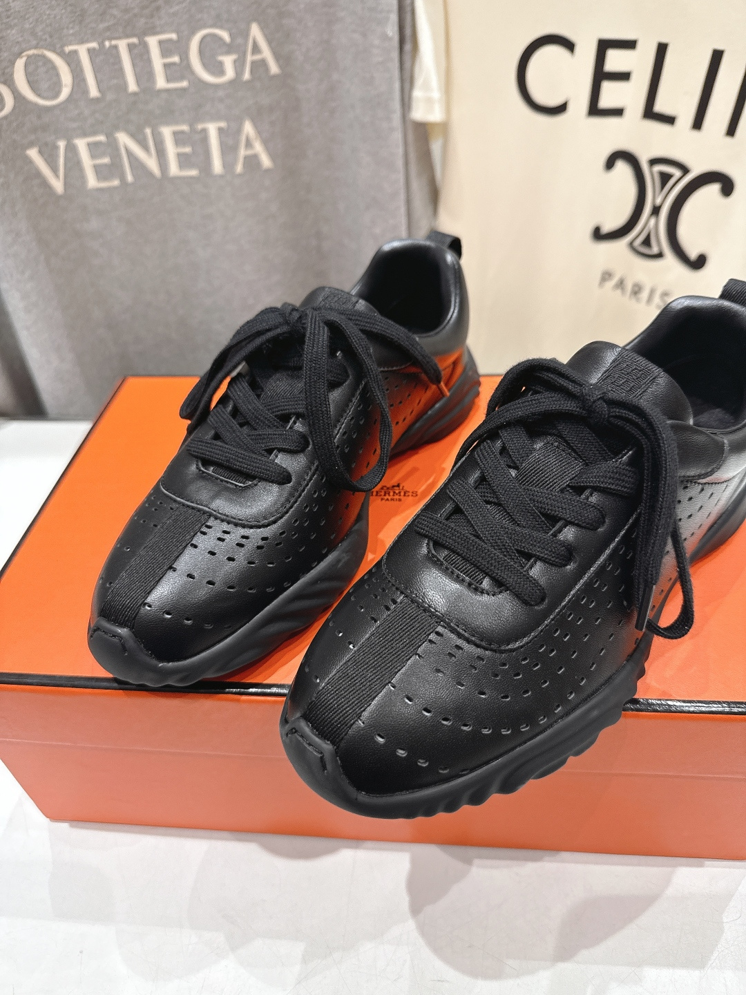高版本出厂 男码+10   Hermes/爱马仕H家F015 26ss新款情侣运动鞋休闲鞋跑步鞋～市场顶