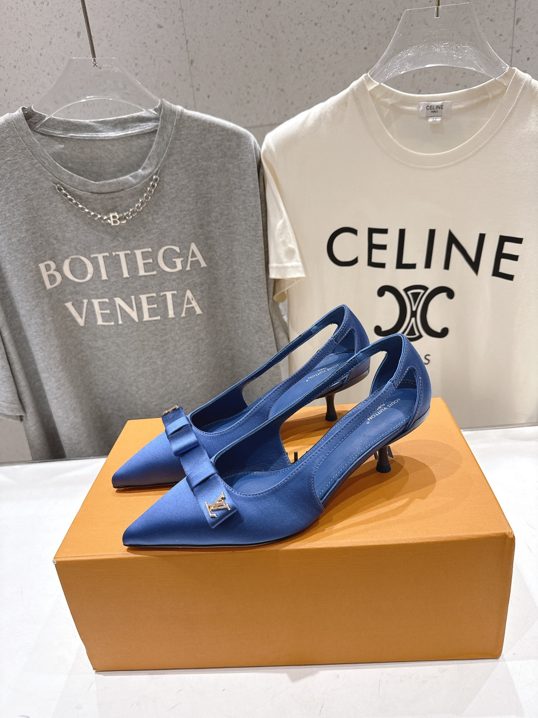 高版本出厂  Louis Vuitton ss26 new arrival LV驴牌夏季新款小高跟凉鞋简
