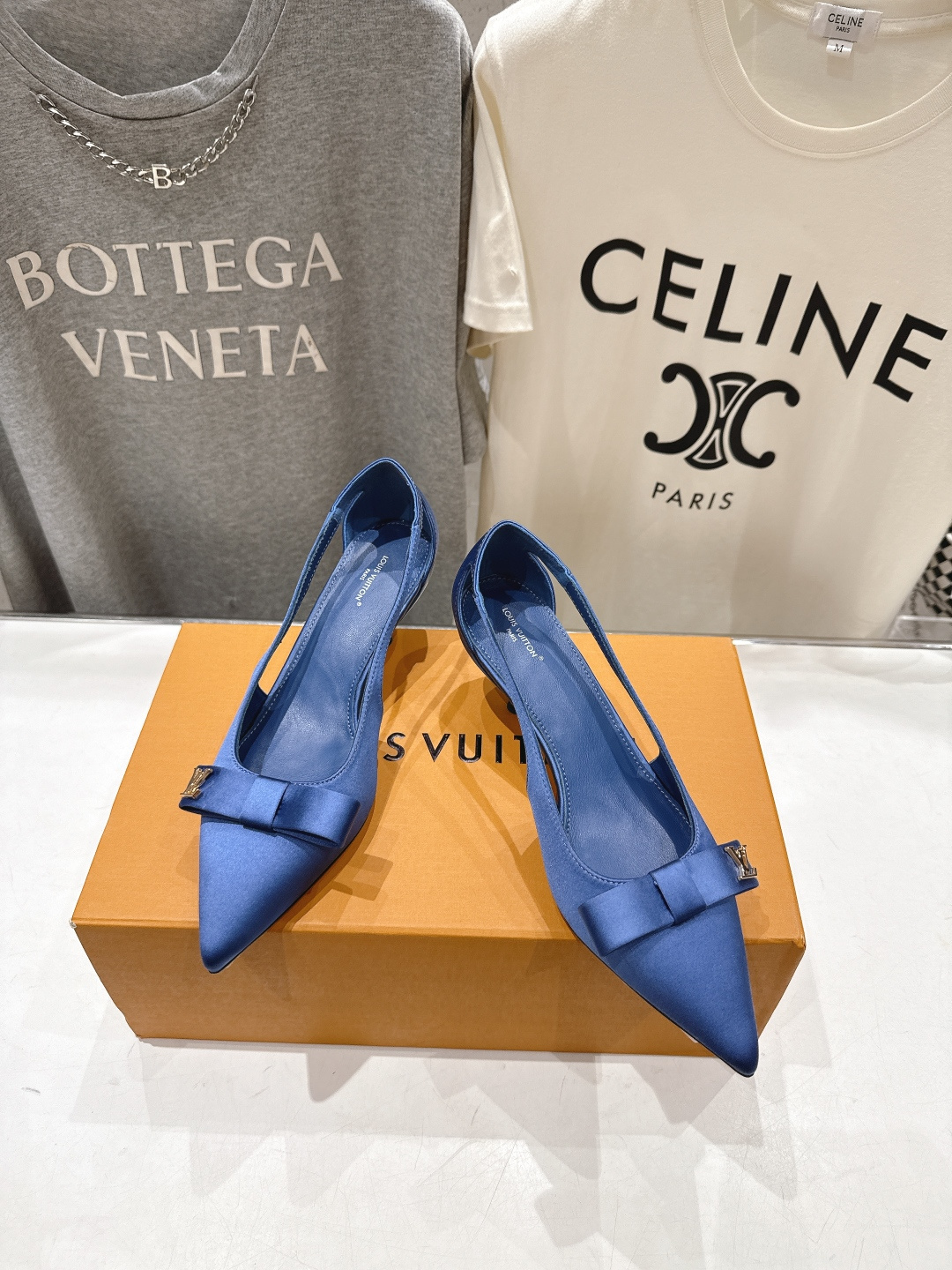 高版本出厂  Louis Vuitton ss26 new arrival LV驴牌夏季新款小高跟凉鞋简