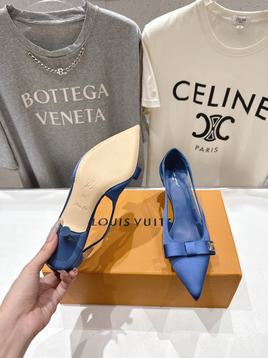 高版本出厂  Louis Vuitton ss26 new arrival LV驴牌夏季新款小高跟凉鞋简