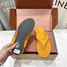 顶级出厂 莞货 带飞机盒 Loro Piana* LP||诺悠翩雅2026ss夏季新款平底夹脚拖鞋人字拖 顶级出厂 莞货 带飞机盒 Loro Piana* LP||诺悠翩雅2026ss夏季新款平底夹脚拖鞋人字拖