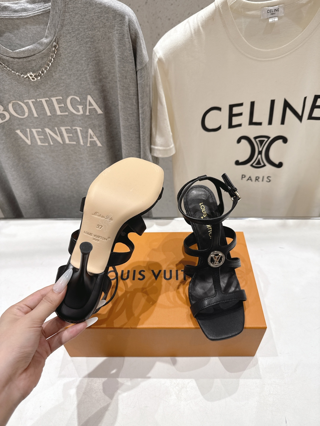 高版本出厂  Louis Vuitton ss26 new arrival LV驴牌夏季系列新款高跟鞋凉
