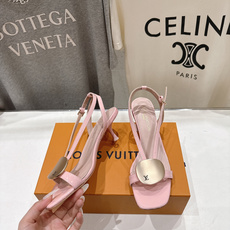 高版本出厂 Louis Vuitton ss26 new arrival LV驴牌夏季新款小高跟凉鞋简 高版本出厂 Louis Vuitton ss26 new arrival LV驴牌夏季新款小高跟凉鞋简