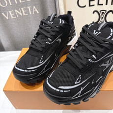 高版本出厂 只有男款 LOUIS VUITTON~F051 LV路易威登L家驴牌最新走秀款Tilted 高版本出厂 只有男款 LOUIS VUITTON~F051 LV路易威登L家驴牌最新走秀款Tilted