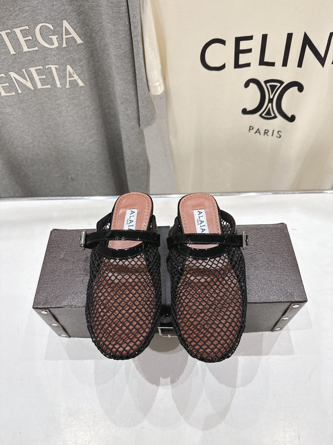 NO:891208,｜Alaya's new mesh flat shoes, ballet shoes, top quality, a recently popular mesh flat shoe, original custom-made imported mesh upper, imported sheepskin for feet, original private molded rubber non-slip outsole, size 35-41 (customized in 40.41), half drag, flats, sheepskin19860909｜阿莱亚新款 网面平底鞋 芭蕾舞鞋 顶级品质 最近超火的一款网面平底鞋 原版订制进口网纱鞋面 垫脚进口羊皮 原版私模橡胶防滑大底 码数35-41（40.41订做）,半拖,flats,sheepskin,Women's Shoes