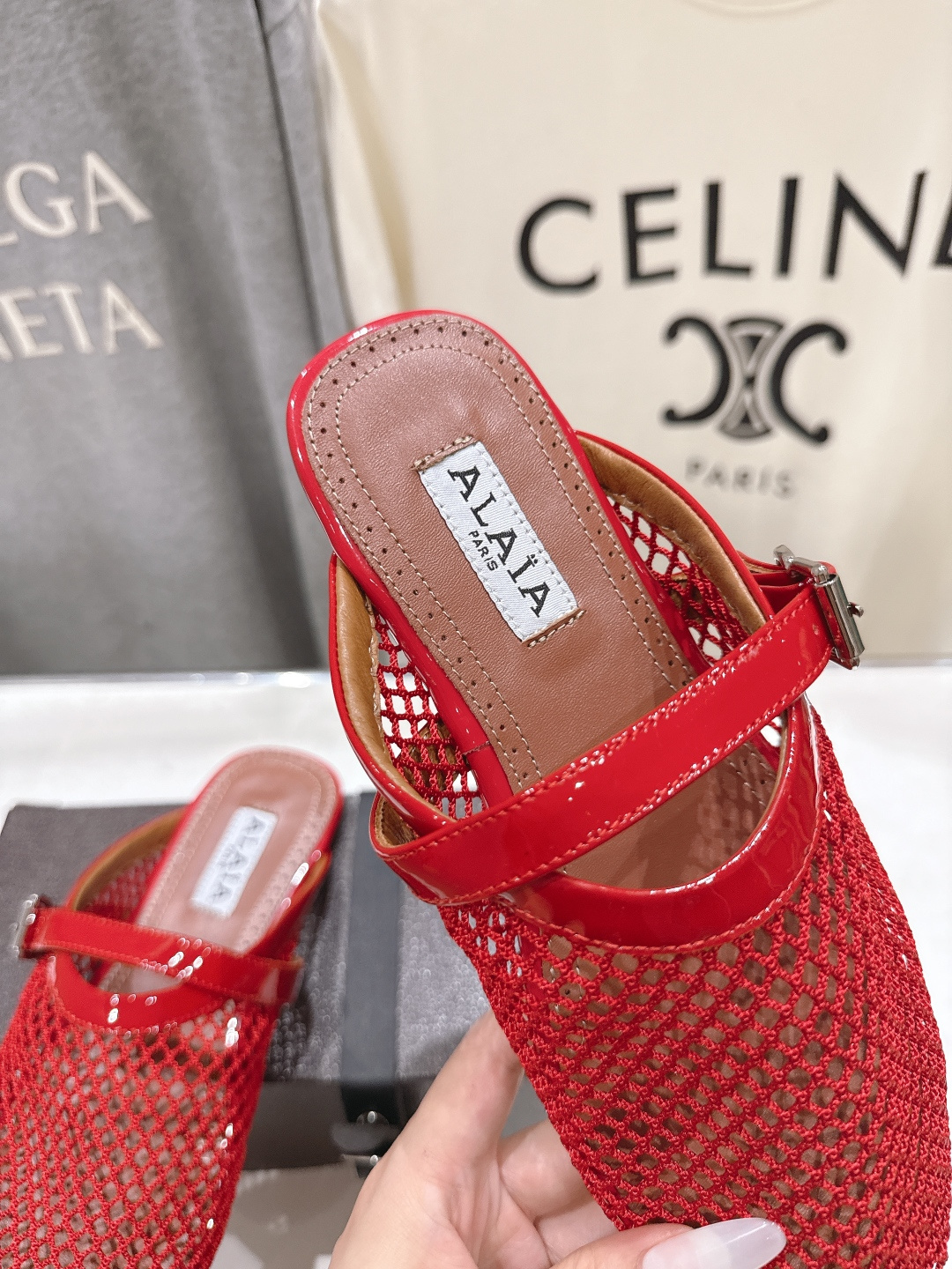 高版本出厂 独家新品 Alaia F027 阿莱亚26ss/新款网面平底鞋芭蕾舞鞋 最近超火的一款网面平