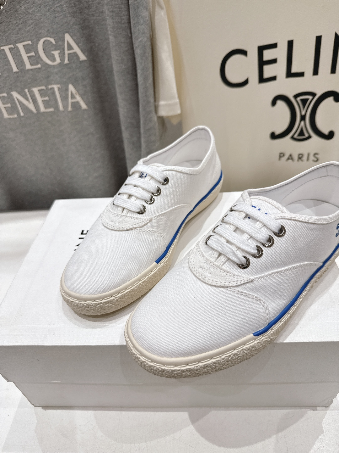 高版本出厂  Celine* 赛琳F035 2026ss走秀新款小白鞋帆布鞋休闲鞋，明星同款思琳明星同款