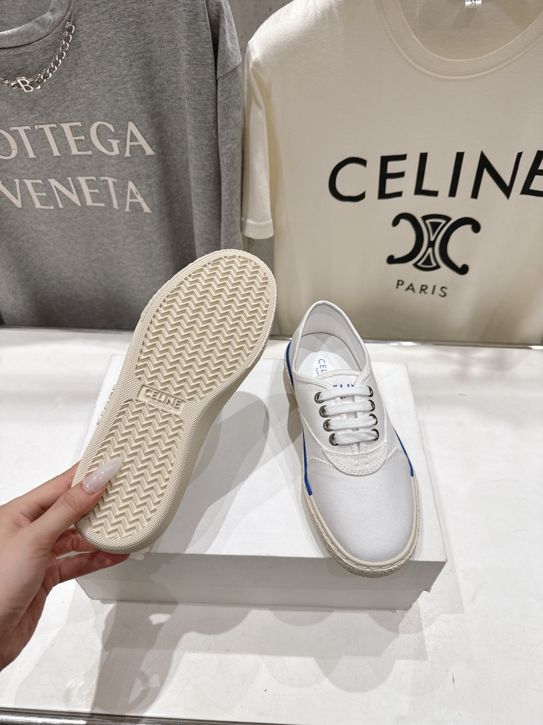 高版本出厂  Celine* 赛琳F035 2026ss走秀新款小白鞋帆布鞋休闲鞋，明星同款思琳明星同款