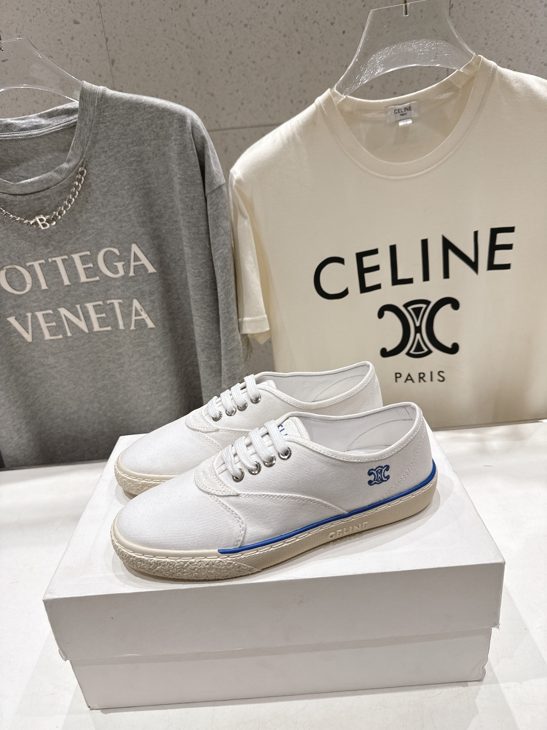 高版本出厂  Celine* 赛琳F035 2026ss走秀新款小白鞋帆布鞋休闲鞋，明星同款思琳明星同款