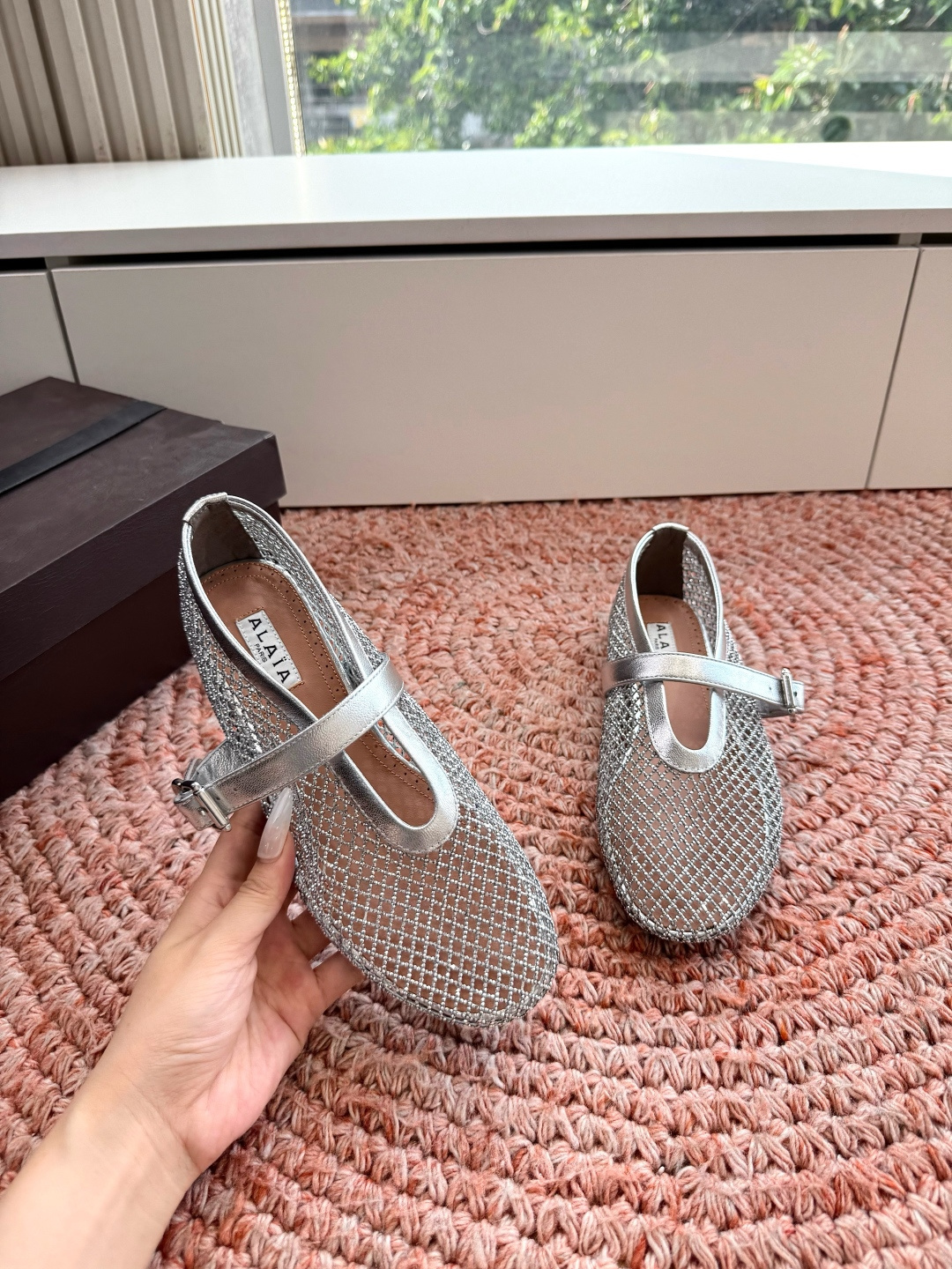 🌾升级内增高款G002代购级别原版购入法国一线奢侈品牌ALAIA 阿莱亚鱼网穆勒鞋包头凉鞋2026法式仙 🌾升级内增高款G002代购级别原版购入法国一线奢侈品牌ALAIA 阿莱亚鱼网穆勒鞋包头凉鞋2026法式仙