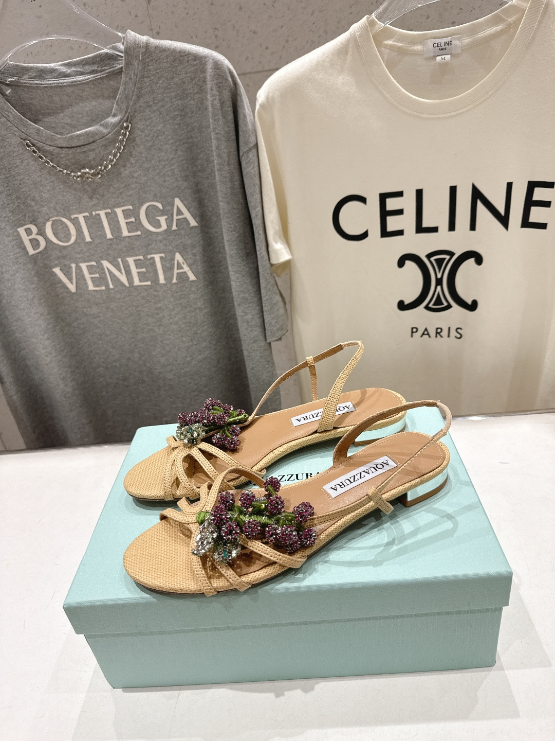 高版本出厂 「ᴀqᴜᴀᴢᴢᴜʀᴀ」AQUAZZURA/菠萝F072 2026ss夏季新款平底水钻凉鞋__