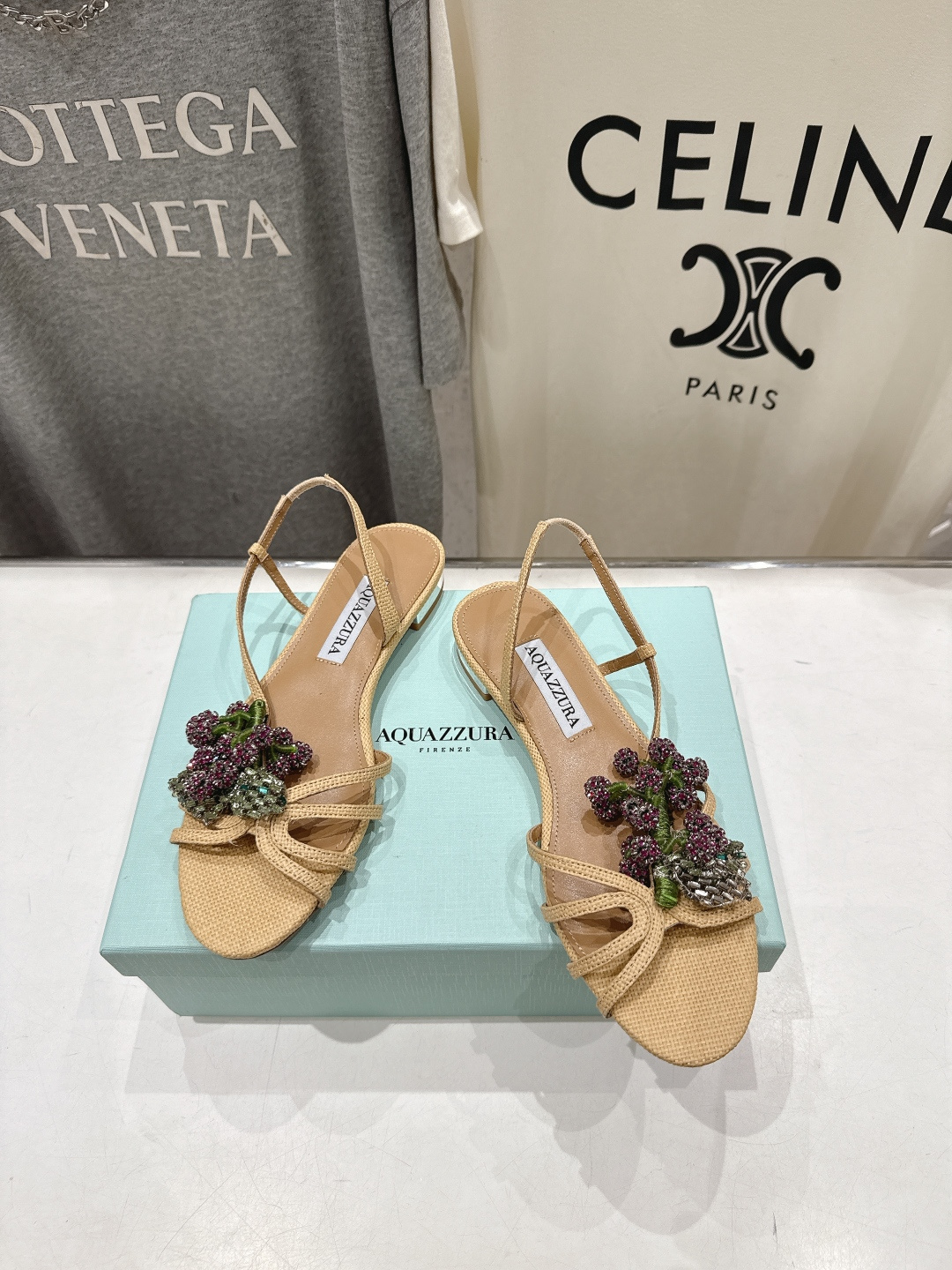 高版本出厂 「ᴀqᴜᴀᴢᴢᴜʀᴀ」AQUAZZURA/菠萝F072 2026ss夏季新款平底水钻凉鞋__