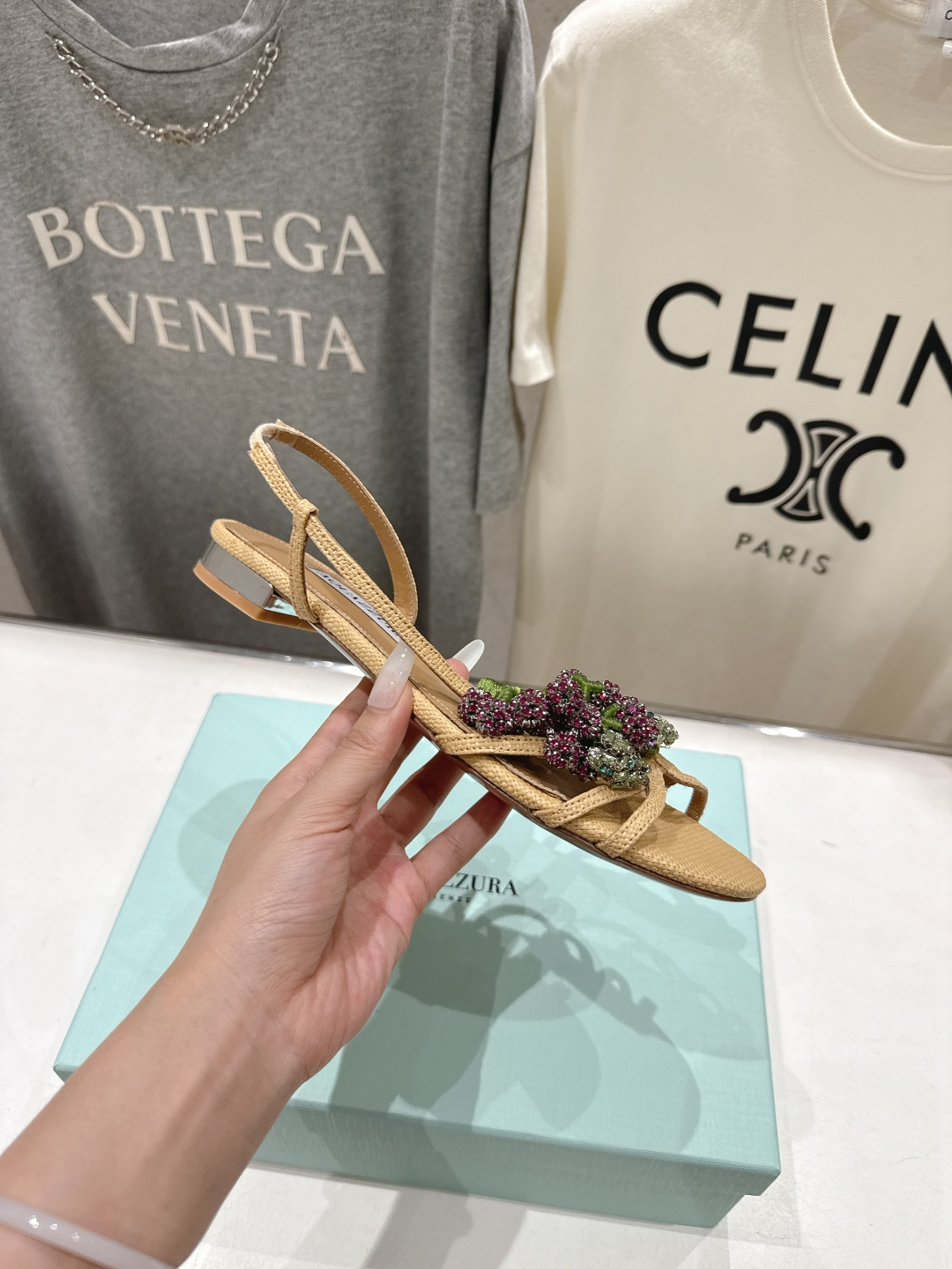 高版本出厂 「ᴀqᴜᴀᴢᴢᴜʀᴀ」AQUAZZURA/菠萝F072 2026ss夏季新款平底水钻凉鞋__