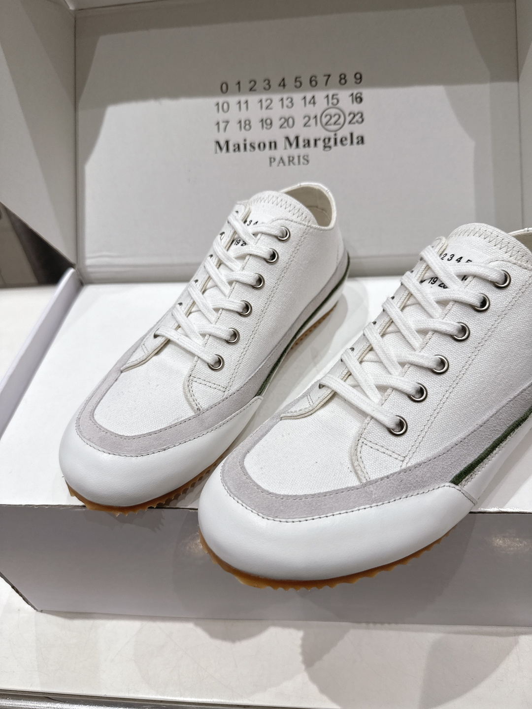 高版本出厂 情侣款  Maison Margiela 马吉拉MM6新款休闲鞋板鞋德训鞋...顶级品质 新