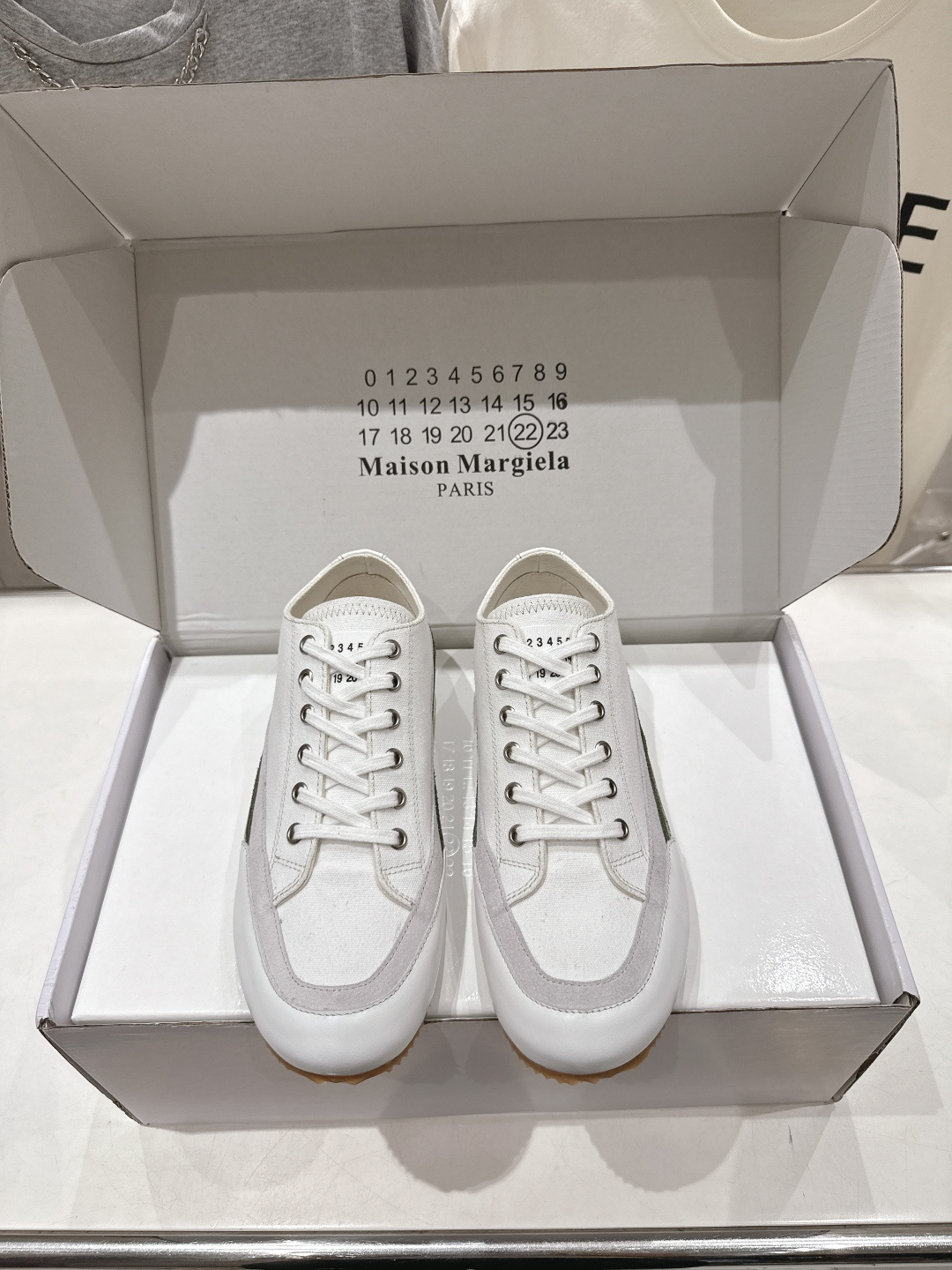 高版本出厂 情侣款  Maison Margiela 马吉拉MM6新款休闲鞋板鞋德训鞋...顶级品质 新