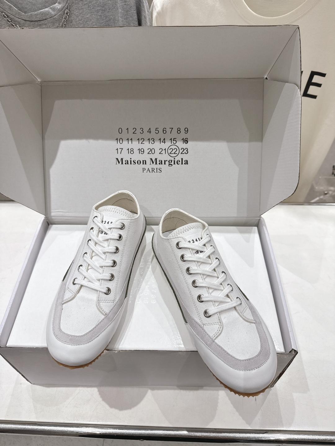 高版本出厂 情侣款  Maison Margiela 马吉拉MM6新款休闲鞋板鞋德训鞋...顶级品质 新