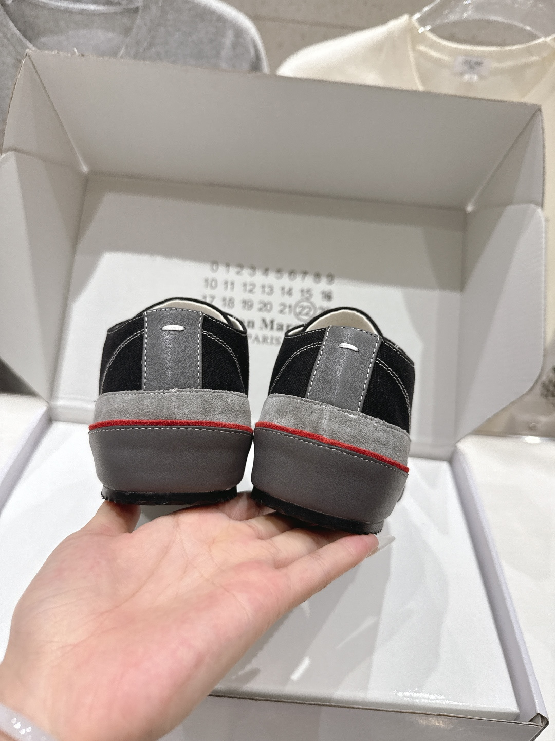 高版本出厂 情侣款  Maison Margiela 马吉拉MM6新款休闲鞋板鞋德训鞋...顶级品质 新