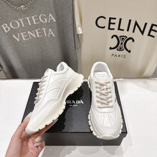 高版本出厂 Prada/普拉达F024 26ss早秋新款网眼织物与绒面牛皮休闲运动鞋运动语言蜕变为全新美 高版本出厂 Prada/普拉达F024 26ss早秋新款网眼织物与绒面牛皮休闲运动鞋运动语言蜕变为全新美