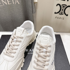 高版本出厂 Prada/普拉达F024 26ss早秋新款网眼织物与绒面牛皮休闲运动鞋运动语言蜕变为全新美 高版本出厂 Prada/普拉达F024 26ss早秋新款网眼织物与绒面牛皮休闲运动鞋运动语言蜕变为全新美