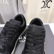高版本出厂 男码+10 Prada*普拉达F023 2026ss新款系带情侣款休闲鞋运动鞋闪亮登场🌟时 高版本出厂 男码+10 Prada*普拉达F023 2026ss新款系带情侣款休闲鞋运动鞋闪亮登场🌟时