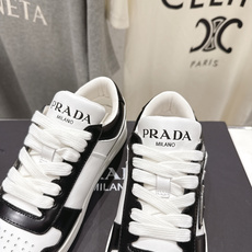 高版本出厂 男码+10 Prada*普拉达F023 2026ss新款系带情侣款休闲鞋运动鞋闪亮登场🌟时 高版本出厂 男码+10 Prada*普拉达F023 2026ss新款系带情侣款休闲鞋运动鞋闪亮登场🌟时