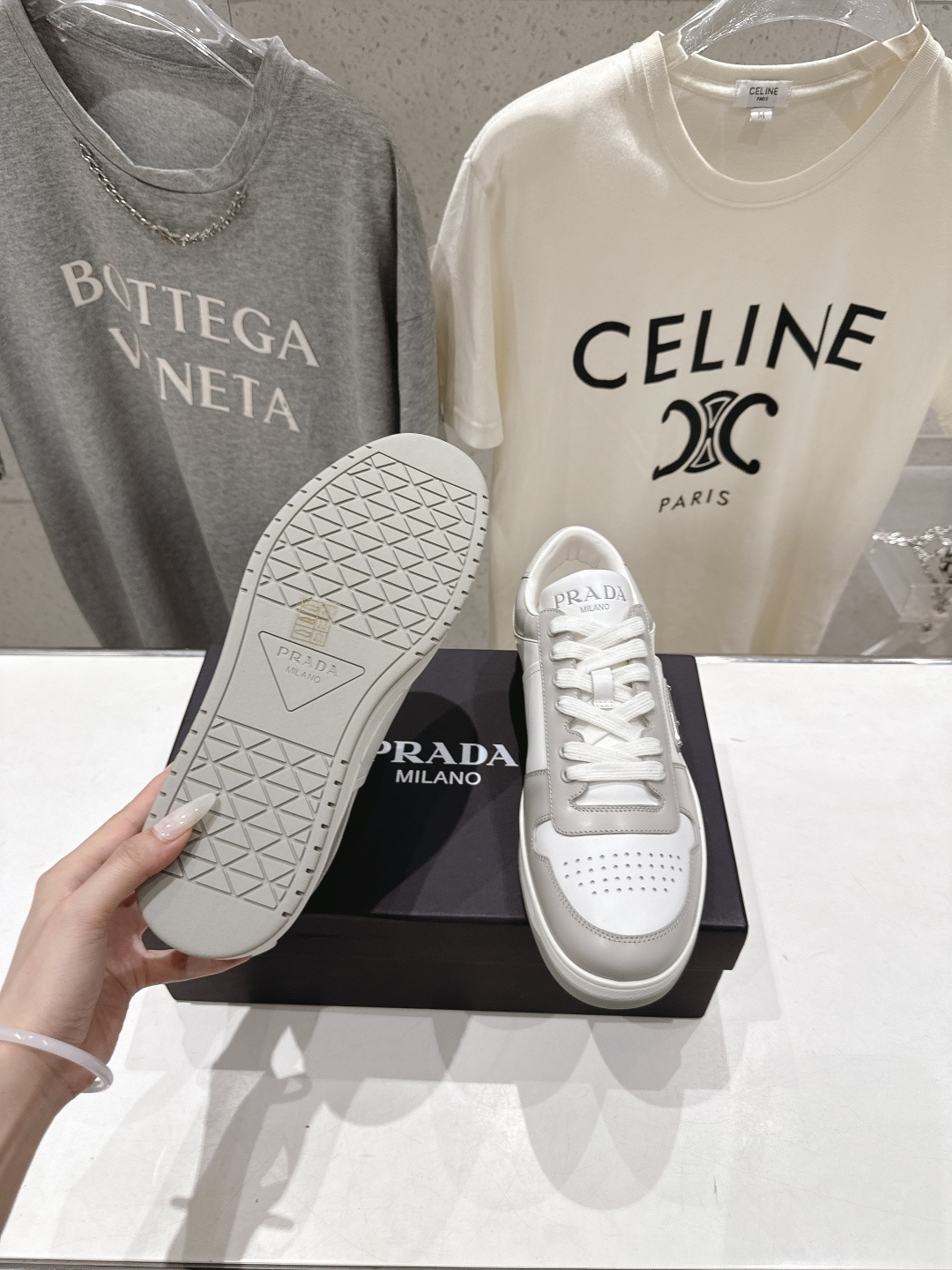 高版本出厂 男码+10  Prada*普拉达F023 2026ss新款系带情侣款休闲鞋运动鞋闪亮登场🌟时