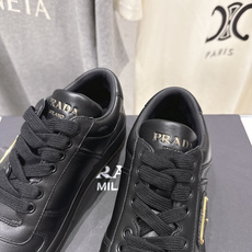 高版本出厂 男码+10 Prada*普拉达F023 2026ss新款系带情侣款休闲鞋运动鞋闪亮登场🌟时 高版本出厂 男码+10 Prada*普拉达F023 2026ss新款系带情侣款休闲鞋运动鞋闪亮登场🌟时