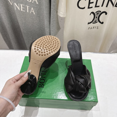 高版本出厂 Bottega Veneta/BV F065 2026ss夏季新款Parco Mule女士打 高版本出厂 Bottega Veneta/BV F065 2026ss夏季新款Parco Mule女士打