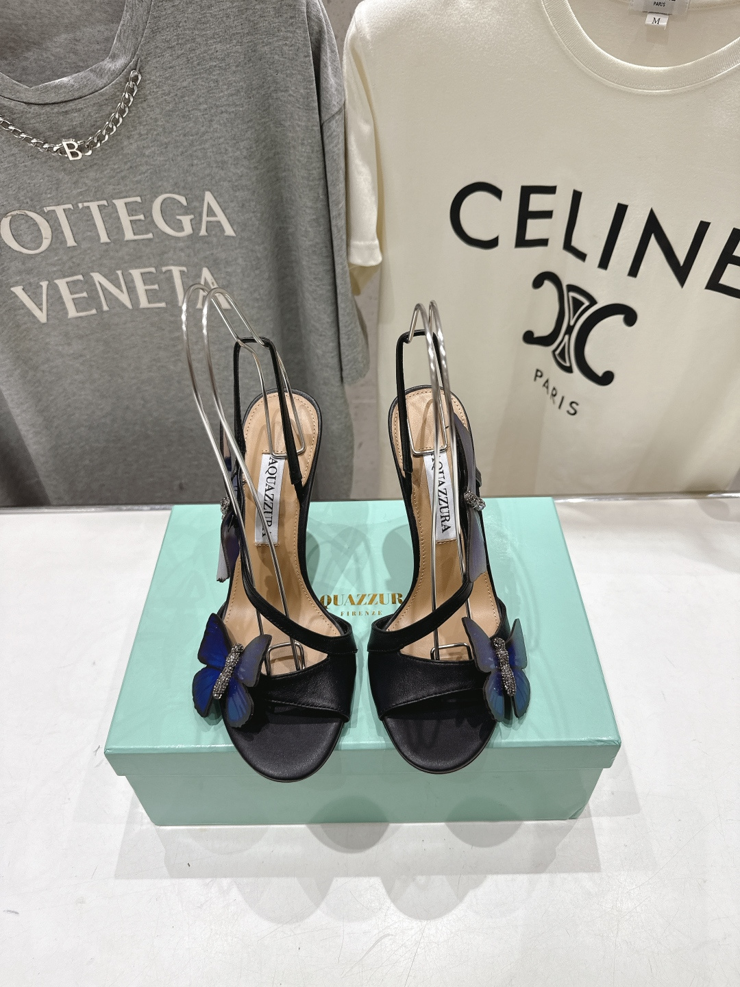 高版本出厂 「ᴀqᴜᴀᴢᴢᴜʀᴀ」AQUAZZURA/菠萝F072 2026ss夏季新款蝴蝶饰品高跟凉鞋