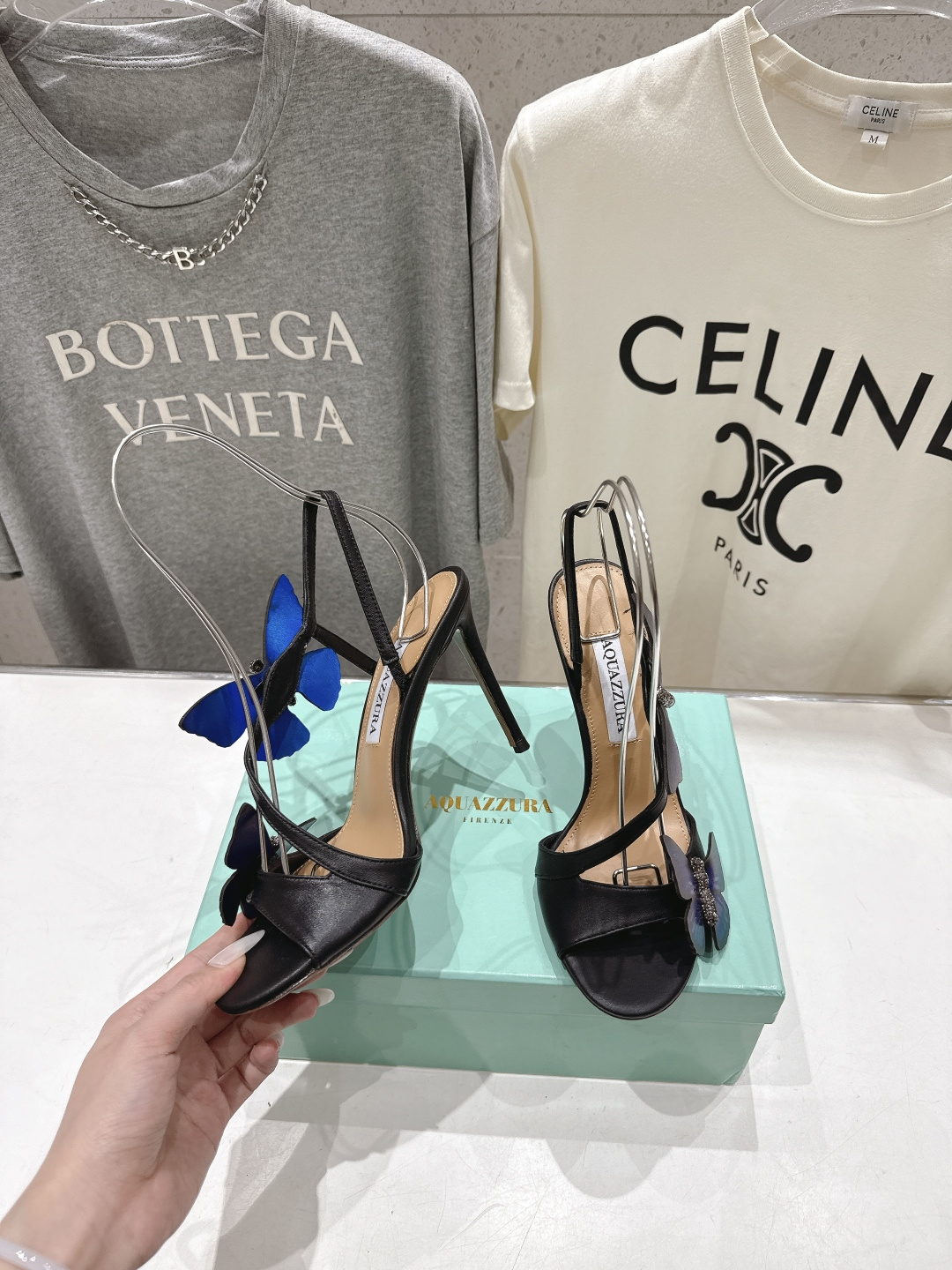 高版本出厂 「ᴀqᴜᴀᴢᴢᴜʀᴀ」AQUAZZURA/菠萝F072 2026ss夏季新款蝴蝶饰品高跟凉鞋