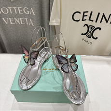 高版本出厂 「ᴀqᴜᴀᴢᴢᴜʀᴀ」AQUAZZURA/菠萝F072 2026ss夏季新款蝴蝶饰品平底凉鞋 高版本出厂 「ᴀqᴜᴀᴢᴢᴜʀᴀ」AQUAZZURA/菠萝F072 2026ss夏季新款蝴蝶饰品平底凉鞋