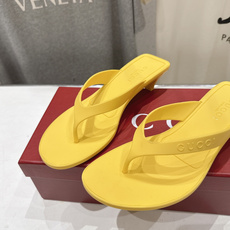 高版本出厂 Gucci*古驰 G家F036 26ss夏季爆款小高跟人字拖鞋,在这个IN时代必备的拖鞋… 高版本出厂 Gucci*古驰 G家F036 26ss夏季爆款小高跟人字拖鞋,在这个IN时代必备的拖鞋…