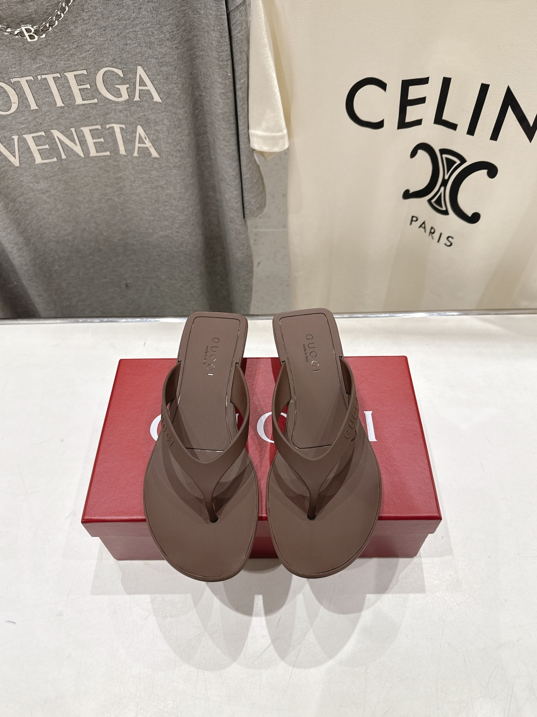 高版本出厂  Gucci*古驰 G家F036 26ss夏季爆款小高跟人字拖鞋，在这个IN时代必备的拖鞋…