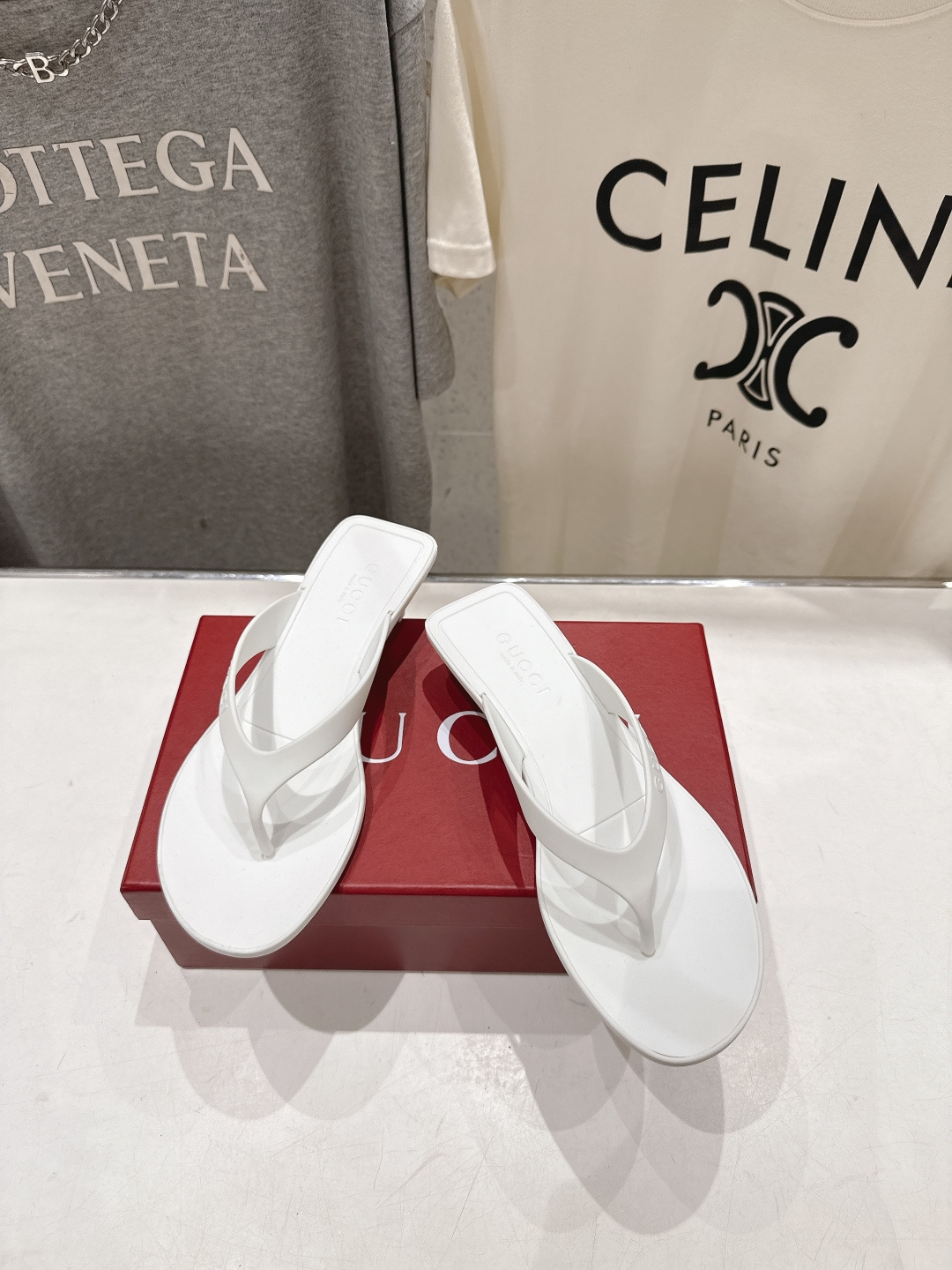 高版本出厂  Gucci*古驰 G家F036 26ss夏季爆款小高跟人字拖鞋，在这个IN时代必备的拖鞋…