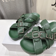 高版本出厂 LOEWE/罗意威F051 2026/ss新品复古风厚底沙滩拖鞋~小红书、外网火爆款最近大 高版本出厂 LOEWE/罗意威F051 2026/ss新品复古风厚底沙滩拖鞋~小红书、外网火爆款最近大