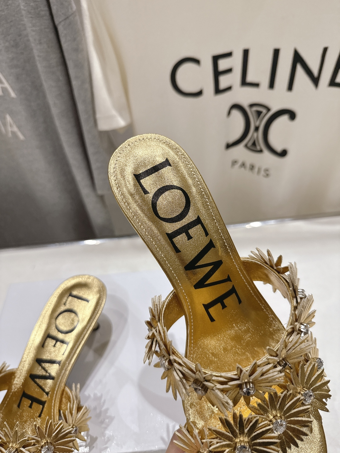高版本出厂  LOEWE/罗意威F036 2026/ss新品复古风水钻高跟拖鞋～小红书、外网火爆款最近大