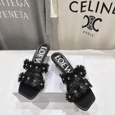 高版本出厂 LOEWE/罗意威F036 2026/ss新品复古风水钻高跟拖鞋~小红书、外网火爆款最近大 高版本出厂 LOEWE/罗意威F036 2026/ss新品复古风水钻高跟拖鞋~小红书、外网火爆款最近大
