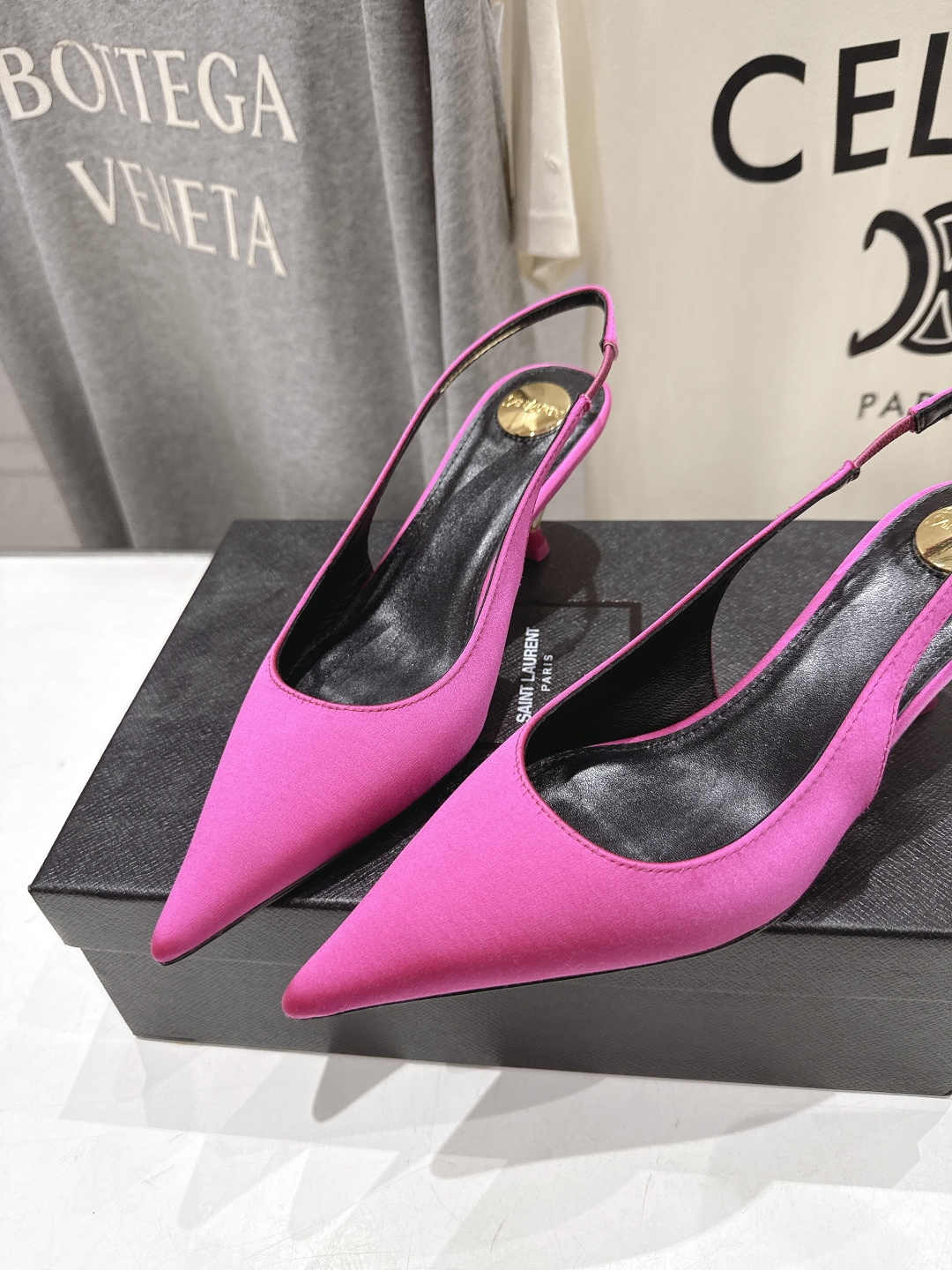 高版本出厂 「SAINT LAURENT*」圣罗兰ysl F030 26ss全新走秀新款后空高跟鞋凉鞋唯