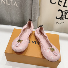 高版本出厂 Louis Vuitton ss26 new arrival LV驴牌新款玛丽珍平底鞋一脚 高版本出厂 Louis Vuitton ss26 new arrival LV驴牌新款玛丽珍平底鞋一脚