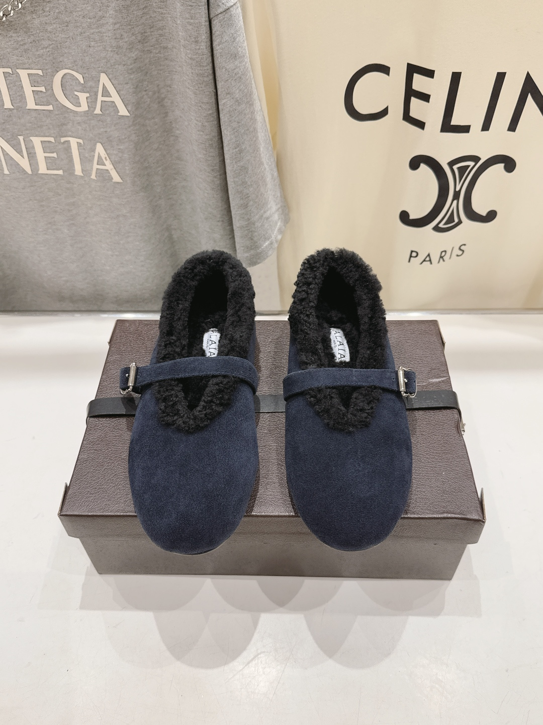 高版本出厂   独家新品 Alaia 阿莱亚 F027 26ss/秋冬走秀款羊毛里平底鞋玛丽珍芭蕾舞鞋休