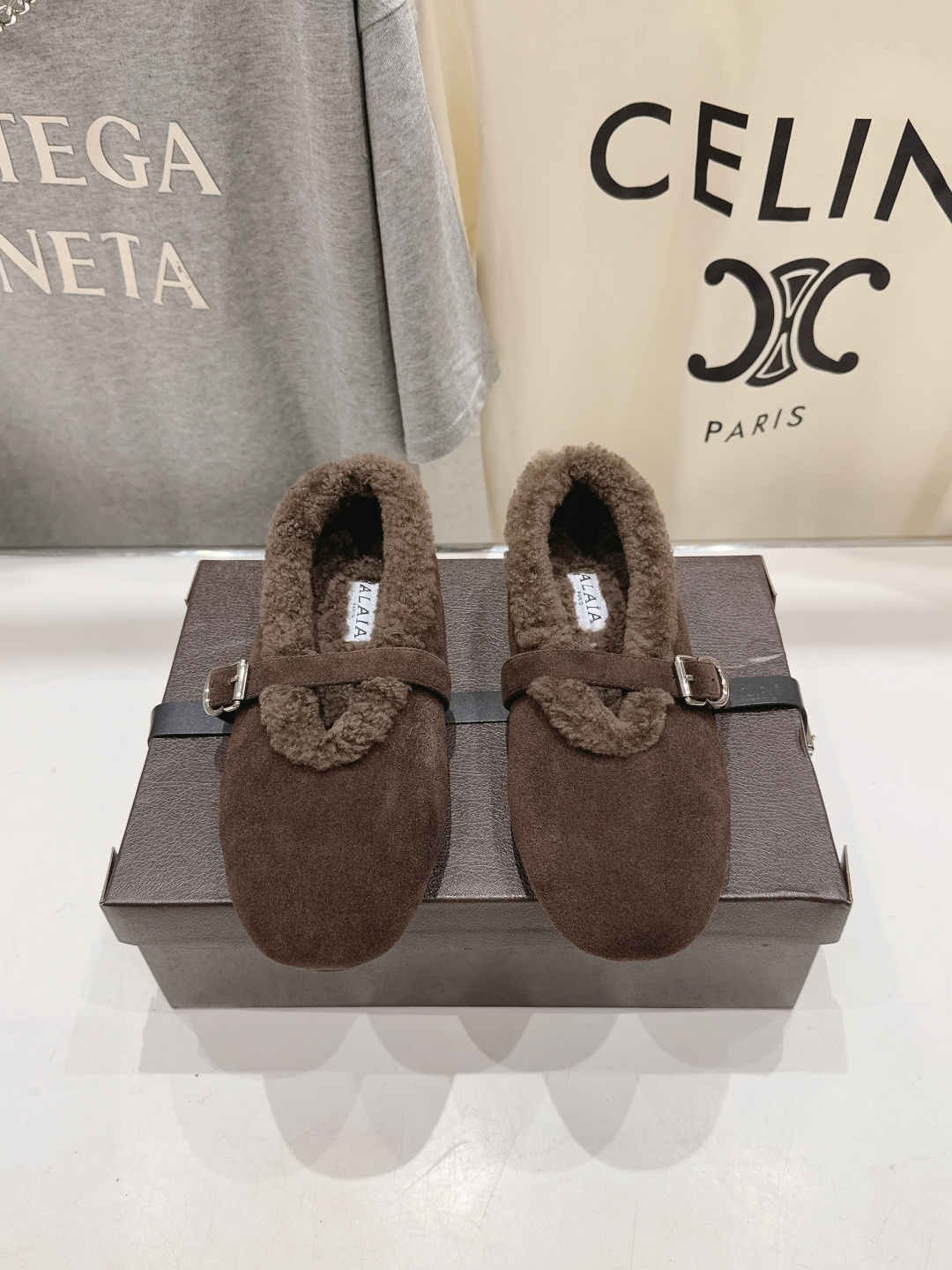 高版本出厂   独家新品 Alaia 阿莱亚 F027 26ss/秋冬走秀款羊毛里平底鞋玛丽珍芭蕾舞鞋休