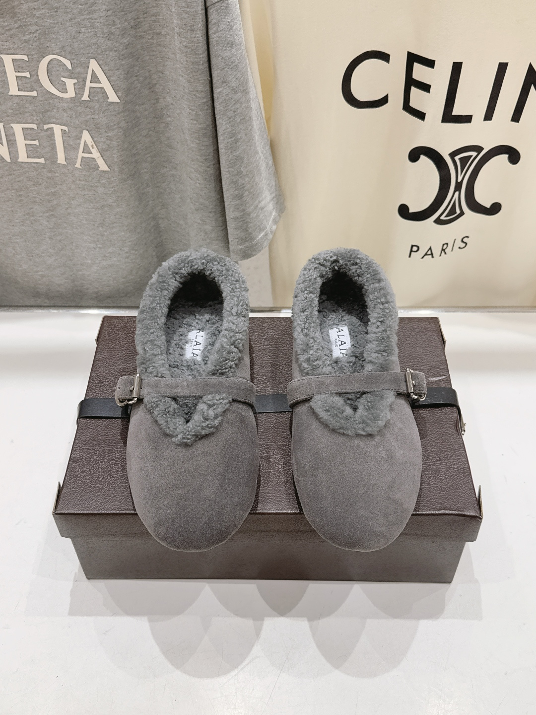 高版本出厂   独家新品 Alaia 阿莱亚 F027 26ss/秋冬走秀款羊毛里平底鞋玛丽珍芭蕾舞鞋休