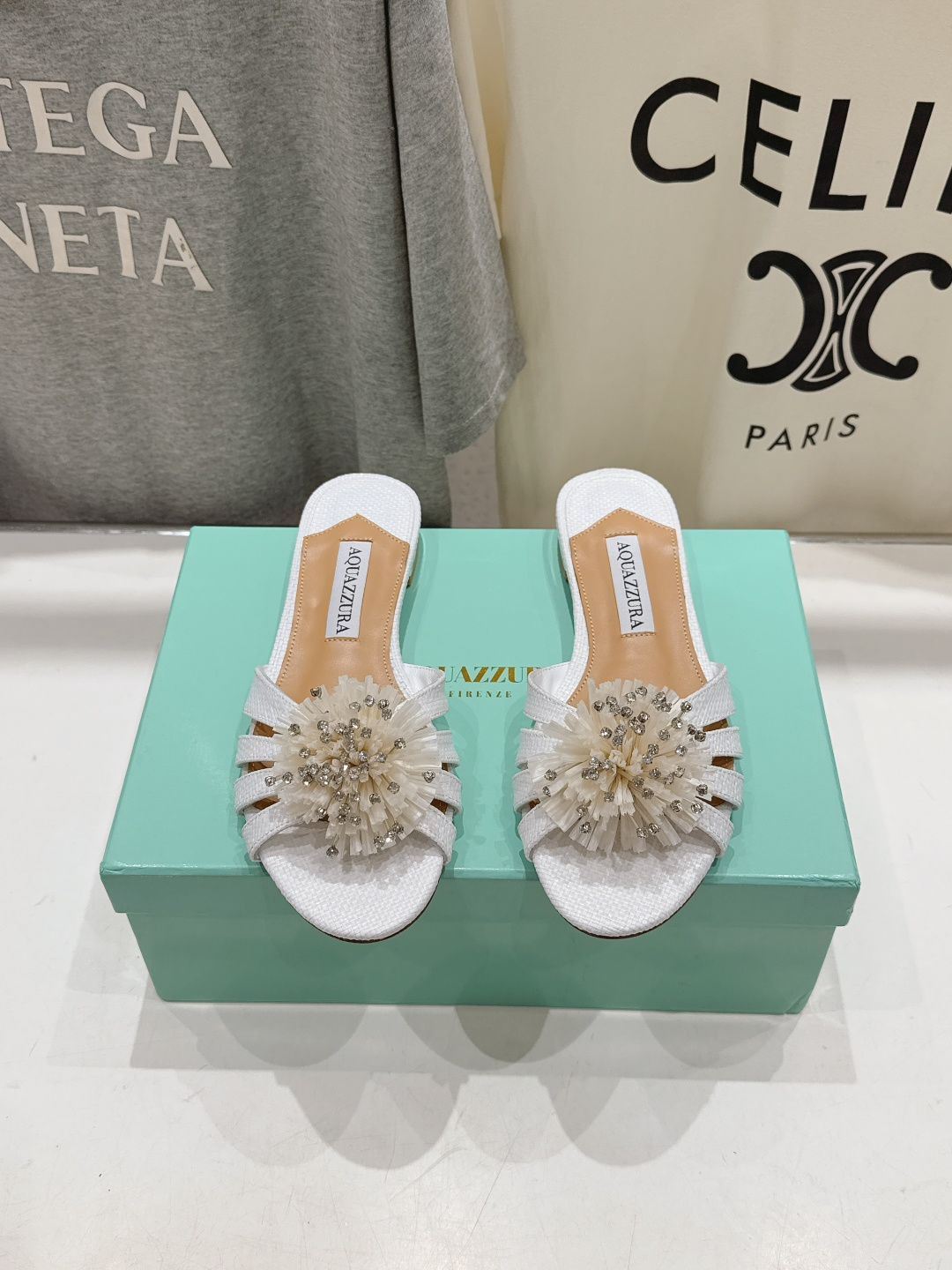 高版本出厂 「ᴀqᴜᴀᴢᴢᴜʀᴀ」AQUAZZURA/菠萝F072 2026ss夏季新款花朵平底拖鞋__